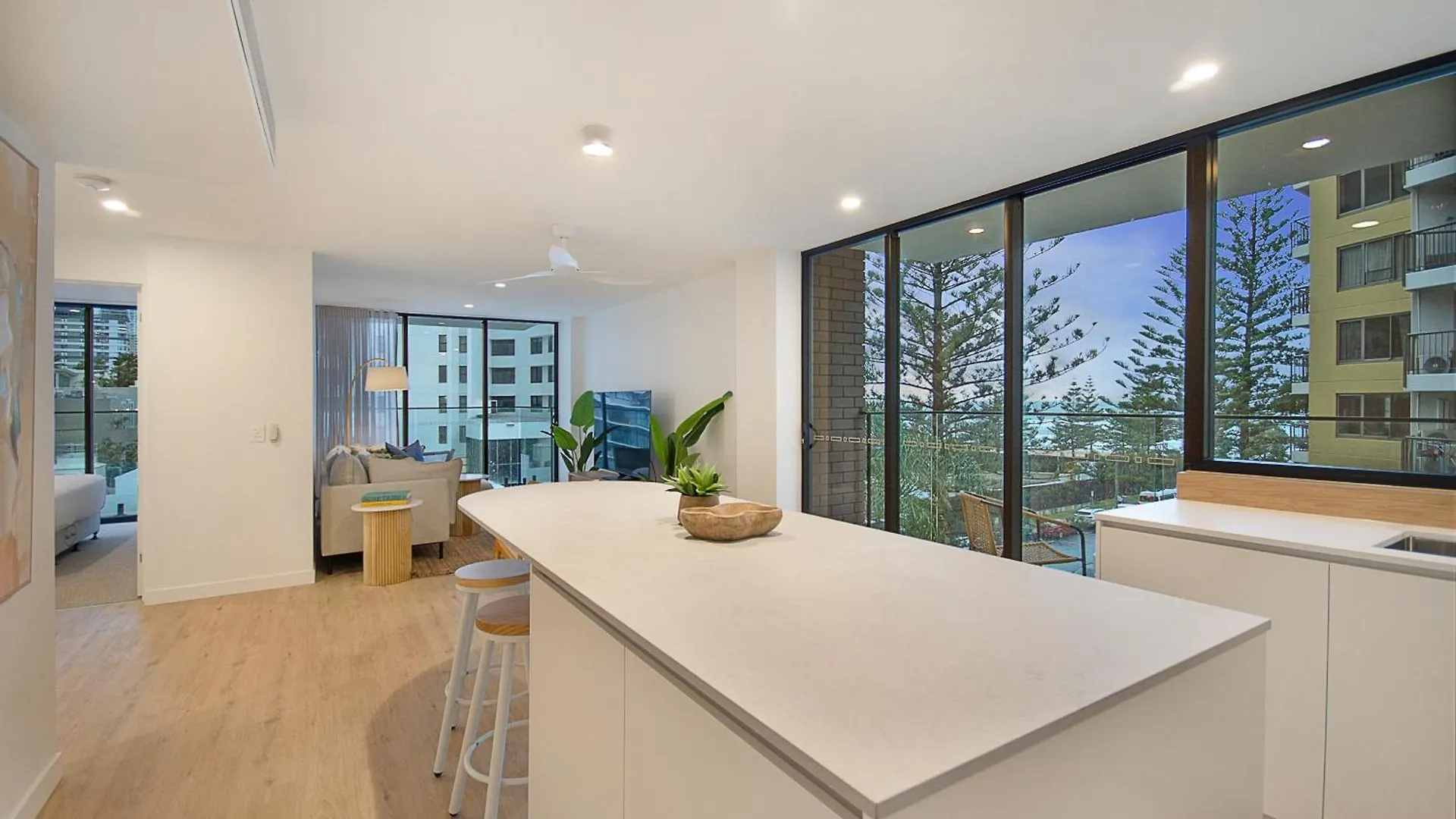 The Shores Surfers Paradise Apartments Gold Coast 0*,  Australia