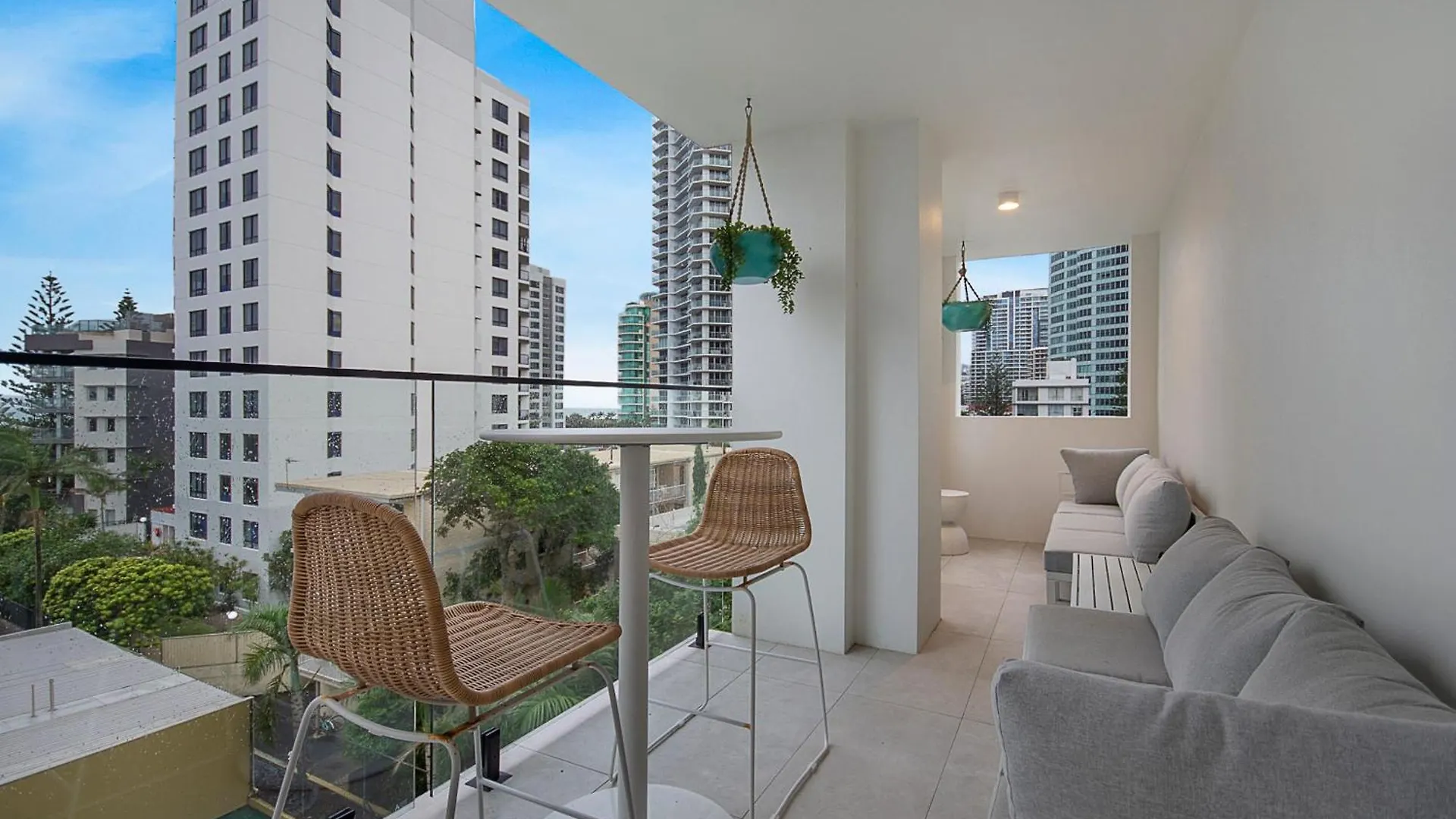 The Shores Surfers Paradise Apartments Gold Coast 0*,  Australia