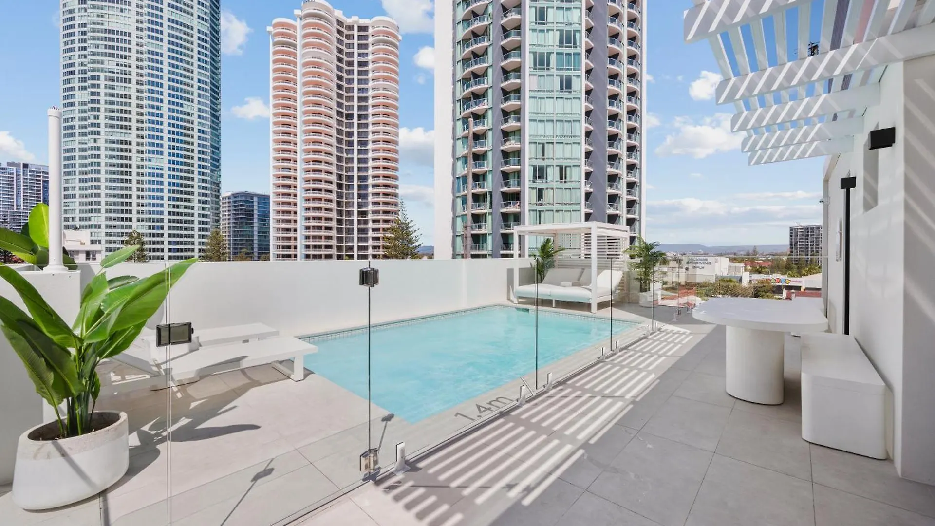 The Shores Surfers Paradise Apartments Gold Coast