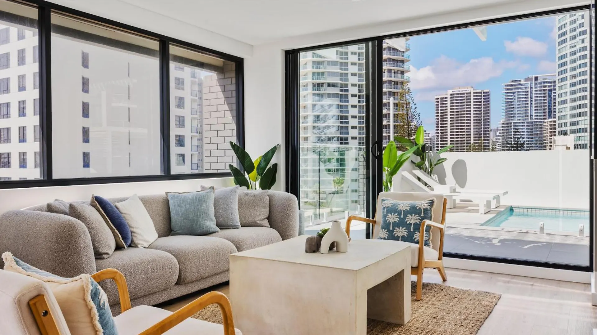 The Shores Surfers Paradise Apartments Gold Coast