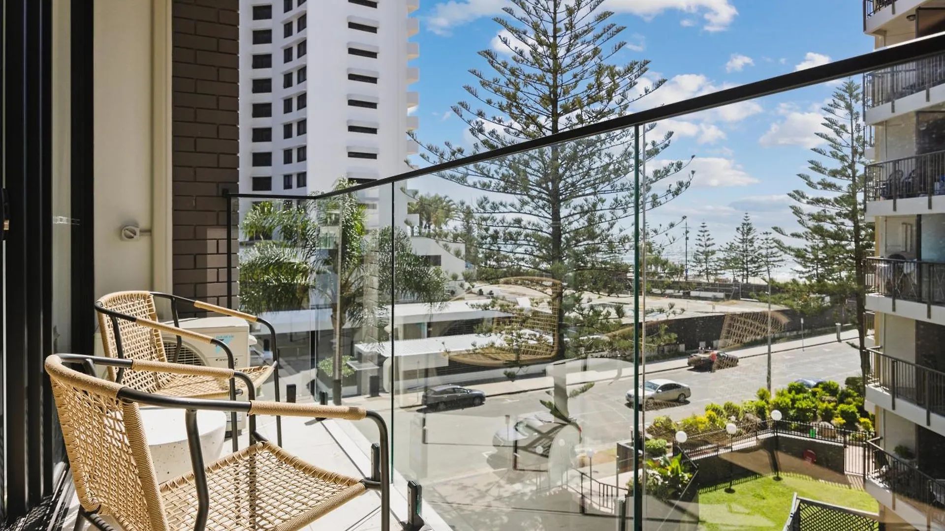 The Shores Surfers Paradise Apartments Gold Coast