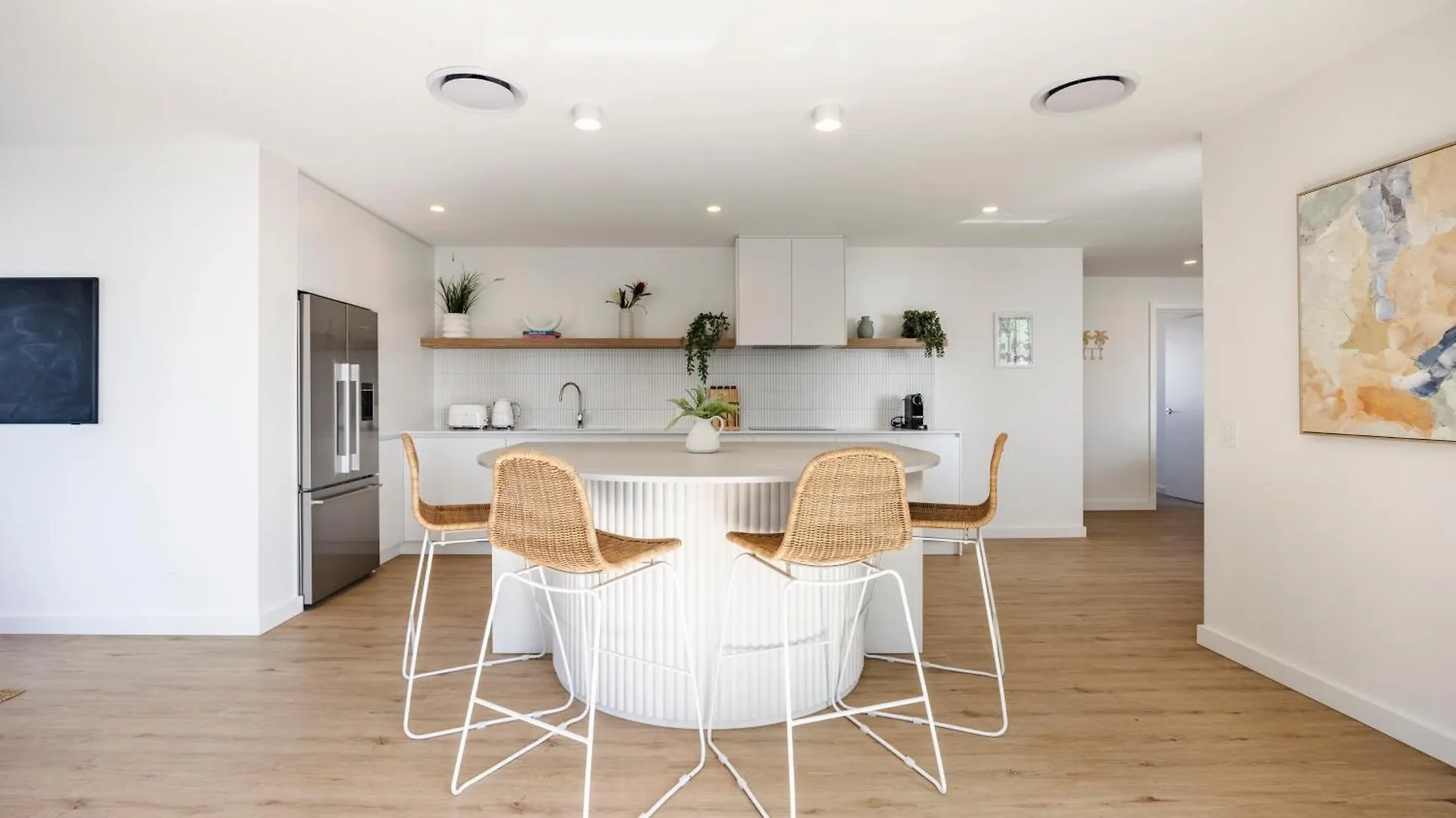 The Shores Surfers Paradise Apartments Gold Coast